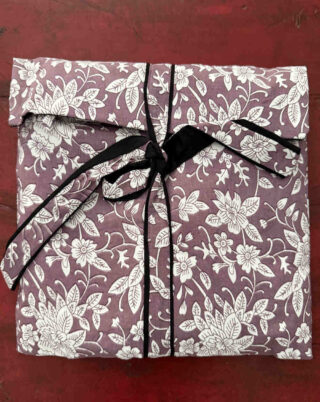 Pyjamas : Large/Extra-Large Violet