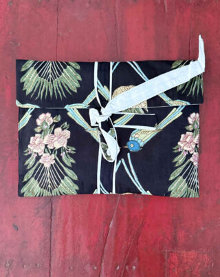 Pyjamas: Small/Medium Black Peacock